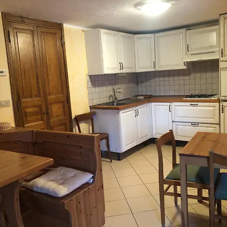 Monolocale Pian Terreno In Frazione A 1200 M *